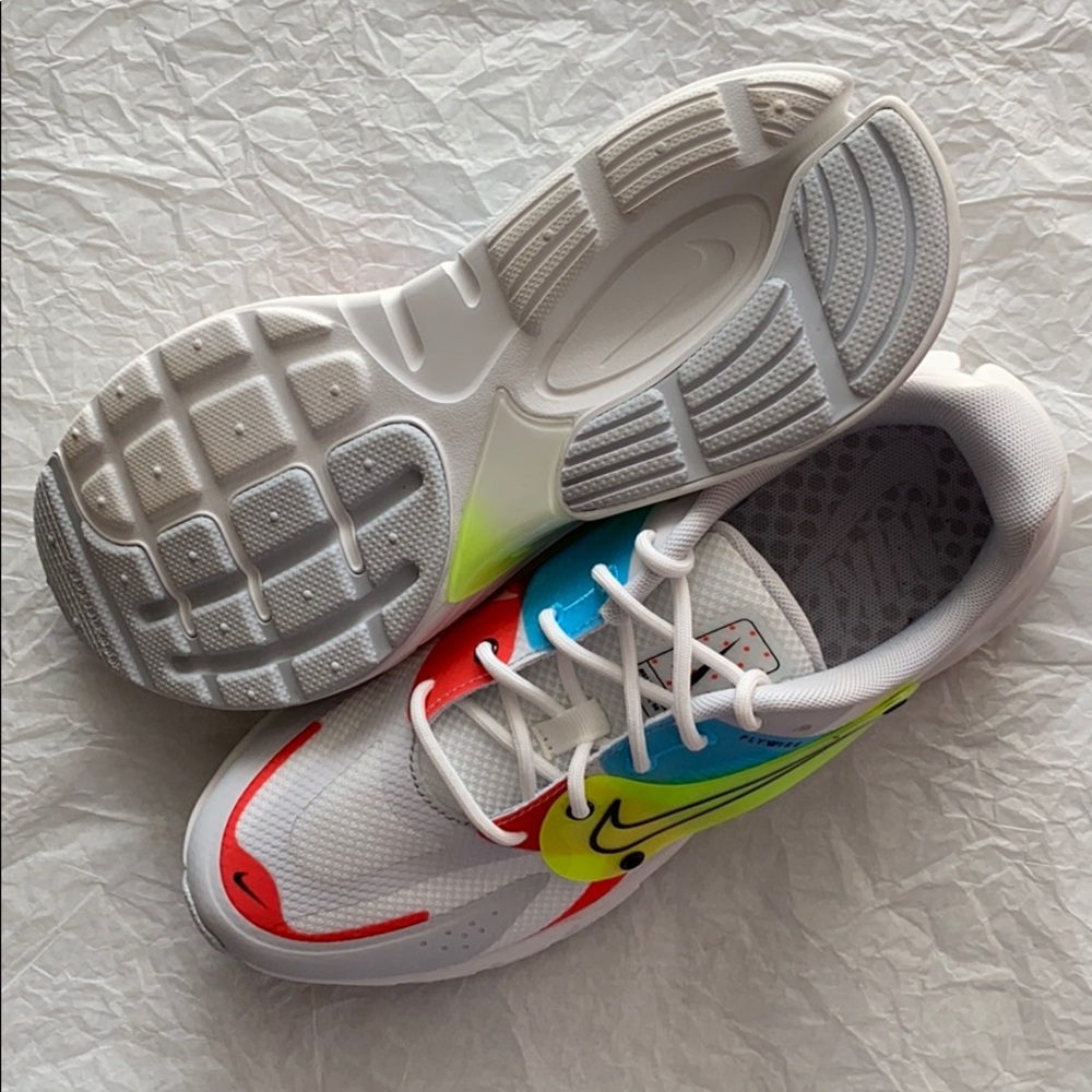 NWT Nike Alphina 5000 shoes - Picture 8 of 8